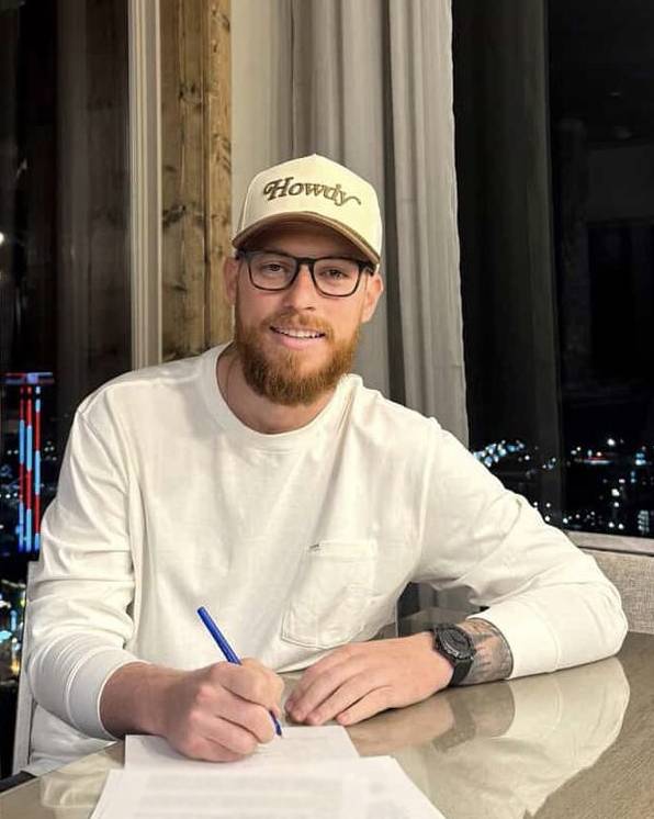 KIA가 외국인 투수 아담 올러와 재계약을 마쳤다. 사진 | KIA 타이거즈