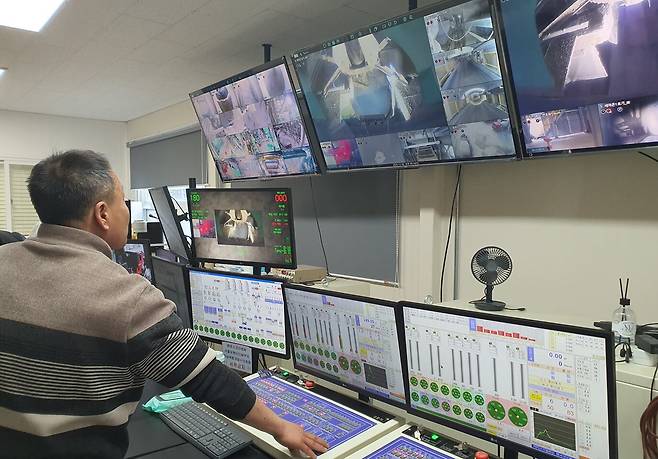 포스코이앤씨 'AI기반 콘크리트 품질예측 및 생산자동화' 기술 적용 모니터링 화면 / 사진 = 포스코이앤씨