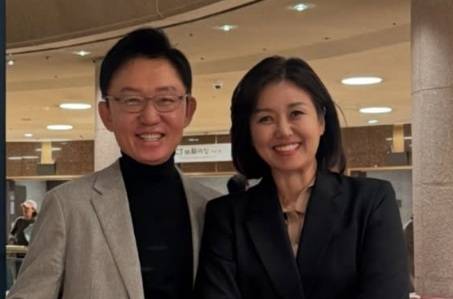 아나운서 출신 방송인 손범수의 아내 진양혜씨가 가족 투병 사실을 고백했다. [사진출처 = 인스타그램]