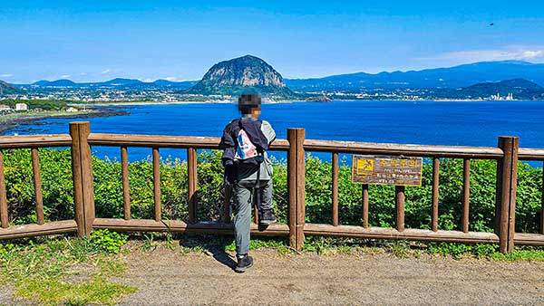 제주도 해안길에서의 멘티.