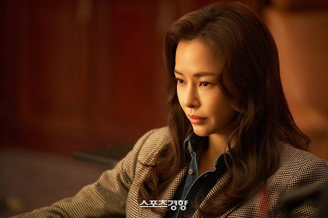 연예기획사 미등록 혐의로 검찰로 넘겨진 배우 이하늬. 넷플릭스 제공