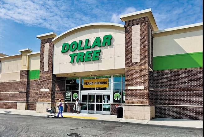 위키피디아초저가 매장 ‘달러 트리’  ‘미국판 다이소’로 불리는 초저가 할인점 ‘달러 트리’의 매장 전경.