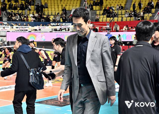 고희진 정관장 감독./KOVO