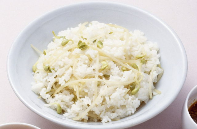 한국의 콩나물밥이 ‘세계에서 혹평받은 쌀 요리 100선’ 3위에 올랐다. 테이스트 아틀라스 홈페이지 캡쳐