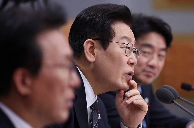 이재명 대통령이 19일 정부 서울청사에서 열린 공정거래위원회 업무보고에서 발언하고 있다.
