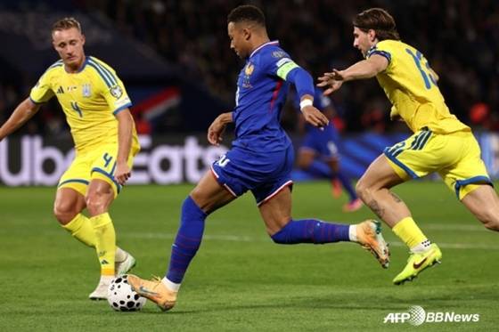 킬리안 음바페(가운데). /AFPBBNews=뉴스1