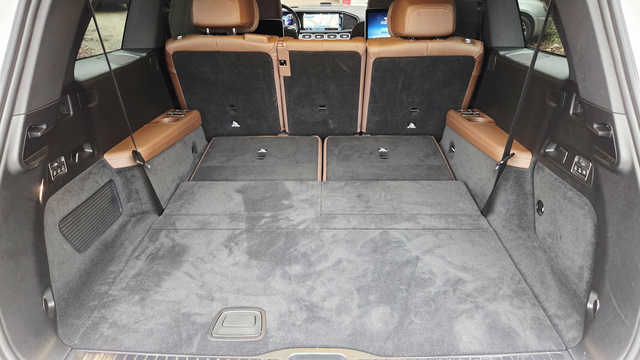 3열은 접은 후 적재 공간. 장우진 기자