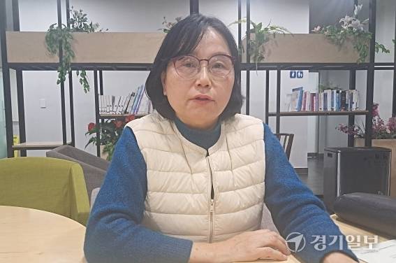 전국장애인부모연대 의정부시지회 김용순 회장이 발달장애인 현안 등을 설명하고 있다. 이선호기자