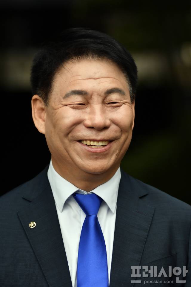 ▲김용태 전 노무현재단 광주지역위원회 시민학교장 프로필 사진ⓒ김용태 사무소