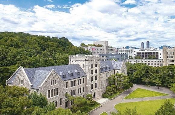 고려대학교에서 온라인 시험 중 집단 부정행위가 발생해 학교 측이 조치에 나섰다. 사진은 고려대 전경. [사진=고려대]