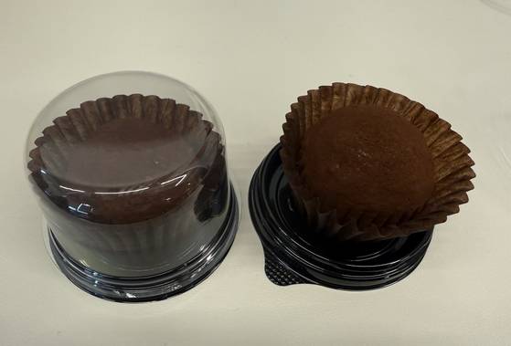 두바이 쫀득쿠키. 간식 치고는 부담스러운 가격이지만 인기가 뜨겁다.