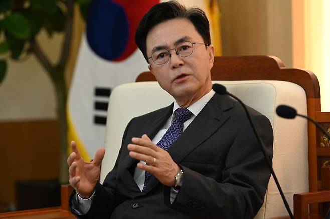 [홍성=뉴시스] 김태흠 충남지사가 뉴시스와 신년인터뷰를 하고 있다.  *재판매 및 DB 금지