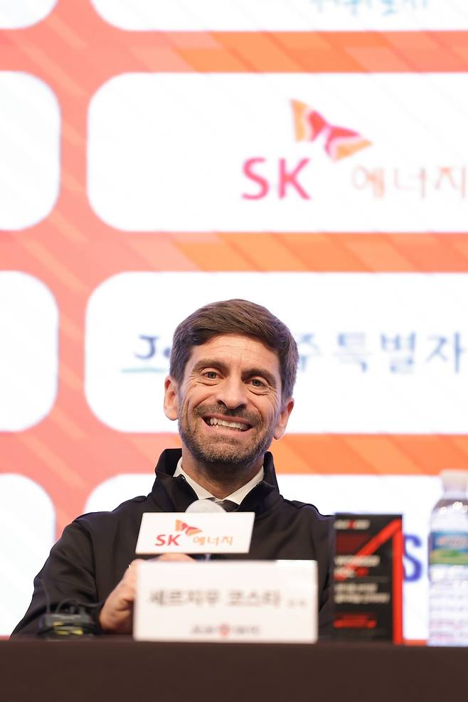 세르지우 코스타 감독. [제주 SK 감독. 재판매 및 DB 금지]
