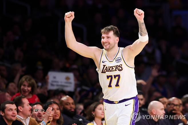루카 돈치치의 3점 슛 세리머니 [AP=연합뉴스]