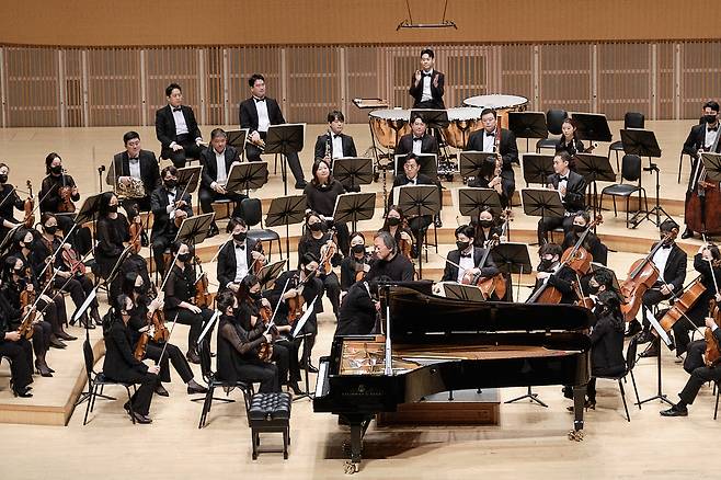 2022년 정명훈의 원코리아오케스트라와 피아니스트 임윤찬의 무대 [롯데콘서트홀 제공]