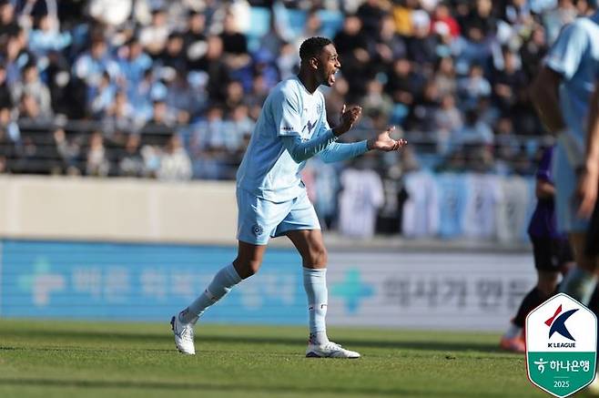 [서울=뉴시스] 프로축구 K리그2로 강등된 대구FC의 에드가. (사진=한국프로축구연맹 제공) *재판매 및 DB 금지