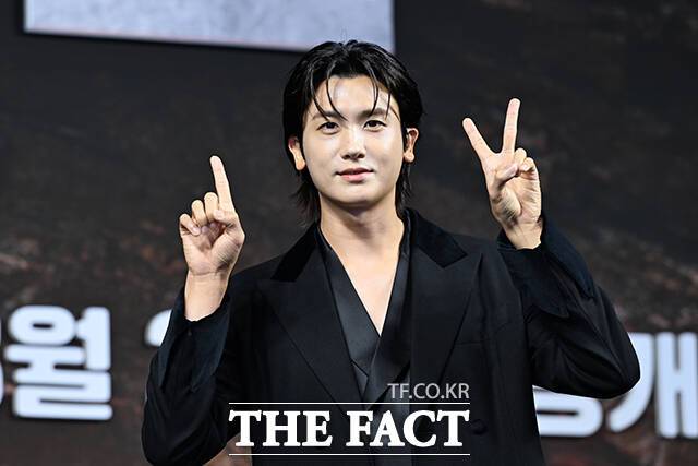 배우 박형식이 SBS '보물섬'을 통해 자신의 이미지를 벗고 새로운 얼굴을 보여준 가운데 '2025 SBS 연기대상'에서 값진 결과까지 얻어갈 수 있을지 이목이 집중된다. /서예원 기자