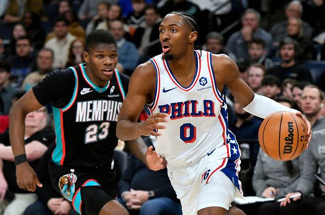 [멤피스=AP/뉴시스] 미국프로농구(NBA) 필라델피아 세븐티식서스의 타이리스 맥시. 2025.12.30.