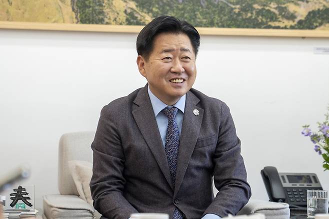 신년 인터뷰 중인 오영훈 제주지사 ⓒ제주의소리