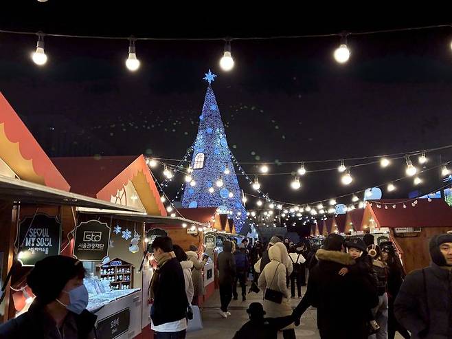 [서울=뉴시스] 권민지 수습기자 =서울 송파구에 있는 가락몰 모습.2025.12.18. ming@newsis.com *재판매 및 DB 금지 *재판매 및 DB 금지