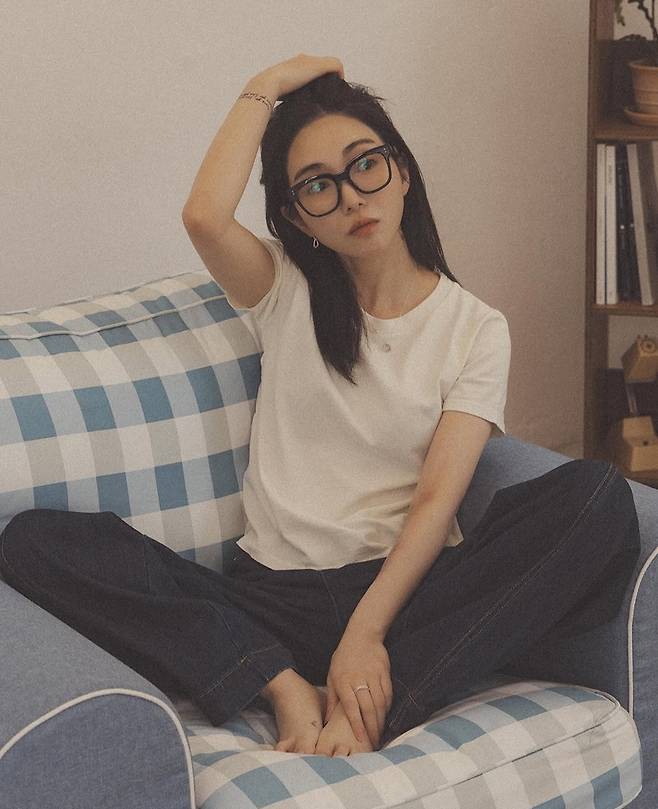 SNS를 통해 권민아에게 응원과 위로의 메시지가 쏟아지고 있다. 권민아 인스타그램 캡처