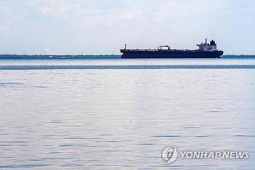 베네수엘라에 정박 중인 한 유조선 [AFP 연합뉴스 자료사진. 재판매 및 DB 금지]
