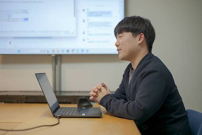 NHN두레이는 단순히 AI를 도입하는 것에 그치지 않고 사용자가 필요한 조건 등을 충족한 버전으로 접근한다. 이런 세밀한 전략이 향후 AI 도입 협업 툴 시장의 생존 여부를 판가름할 것이다 / 출처=IT동아