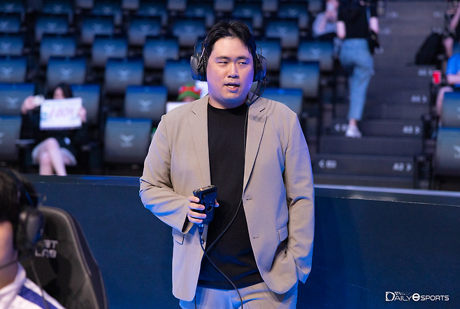 DN 수퍼스 주영달 감독.