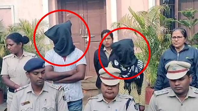 인도 한 남성이 친구의 내연녀에게 성관계를 제안했다가 싸늘한 주검으로 발견됐다. 사진은 살인 용의자로 현지 경찰에 체포된 남성 람찬드라(왼쪽)와 여성 제마마니의 모습. /사진=타임스오브인디아 갈무리