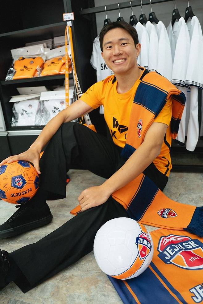 [서울=뉴시스] 프로축구 K리그1 제주SK에 입단한 권창훈. (사진=제주SK 제공) *재판매 및 DB 금지