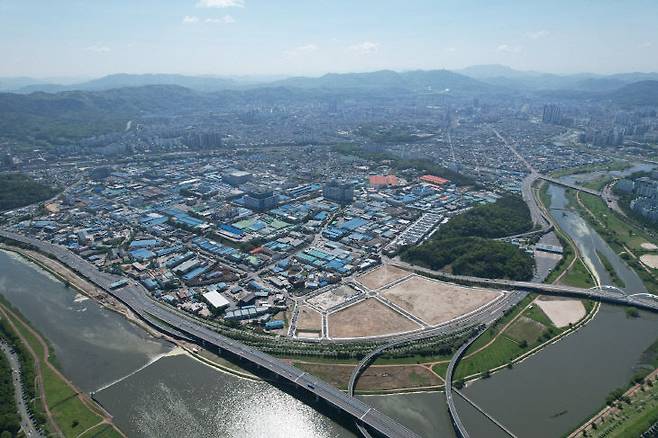 대전 대덕구 대화동 일원 대전산업단지 재생사업지구 활성화구역 준공 모습. 사진제공은 대전시