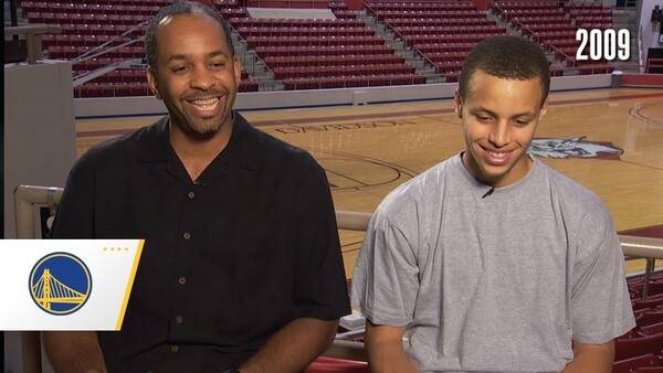 델 커리와 스테판 커리 부자(사진=유튜브 화면 갈무리)