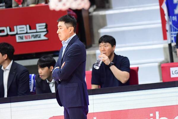 이상민 부산 KCC 감독. ⓒKBL