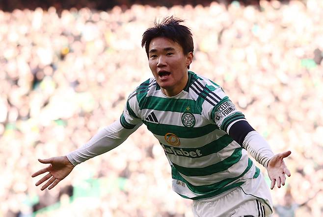 양현준은 윙백으로 2경기 연속 골을 터뜨리며 축구대표팀 측면 수비수 주전 경쟁에 청신호를 켰다. 로이터=연합뉴스