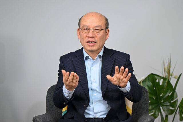 이의수 선교사가 최근 서울 여의도 국민일보 스튜디오에서 “선교사의 건강한 사역을 위해 멤버케어 사역이 필수”라고 설명하고 있다.  신석현 포토그래퍼
