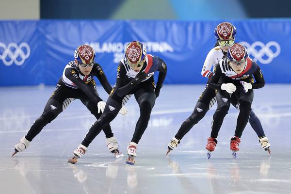 지난달 23일 충청북도 진천군 진천국가대표선수촌에서 열린 신년 훈련공개 행사에서 제25회 밀라노 코르티나담페초 동계올림픽 출전을 앞둔 쇼트트랙 국가대표 선수들이 훈련하고 있다. 2026.1.1 /연합뉴스