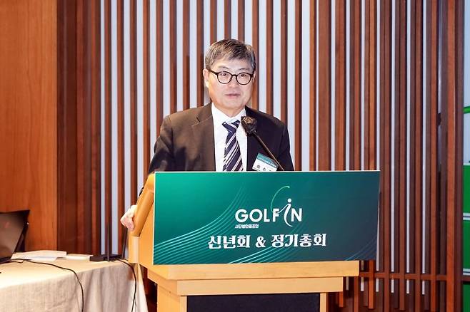 송수근 전 문체부 차관이 사단법인 ‘골프인’ 초대 회장에 취임했다.