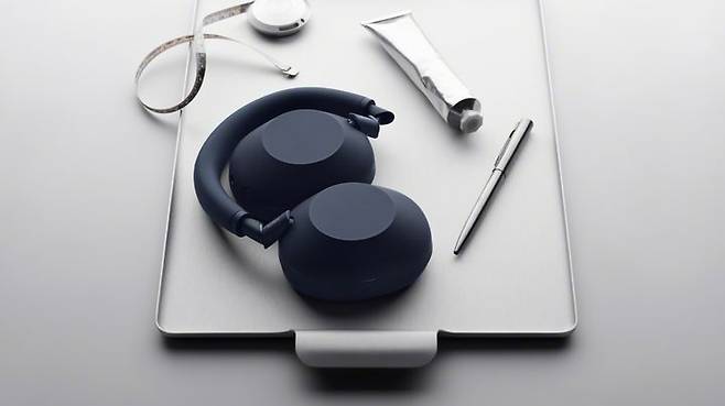 소니 무선헤드폰 'WH-1000XM6'. 소니코리아 제공