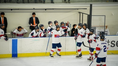 대회 2연승을 거둔 한국 U-20 남자 아이스하키. 사진[연합뉴스]