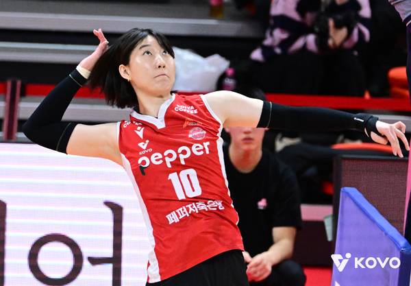 장소연 감독은 박정아에게 더 많은 운동이 필요함을 강조했다. 사진 제공= KOVO