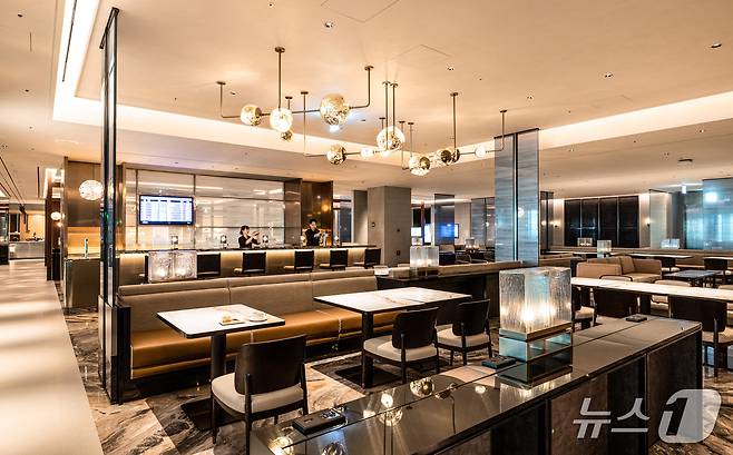 대한항공의 인천공항 T2 프레스티지 동편 라운지 모습.(대한항공 제공)