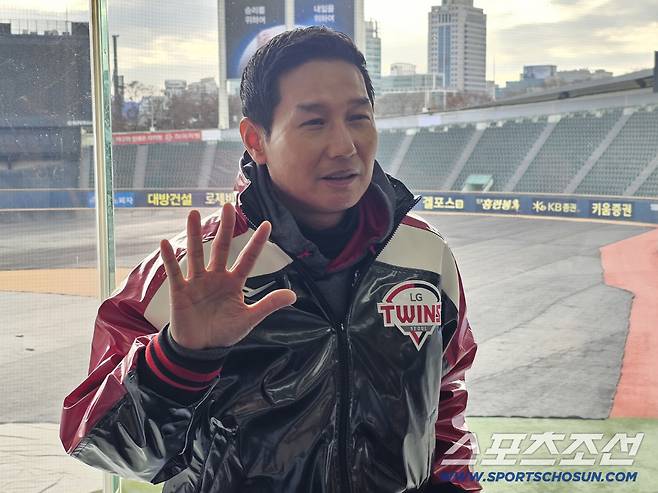 시무식에 앞서 취재진과 만난 염경엽 LG 감독. 스포츠조선DB