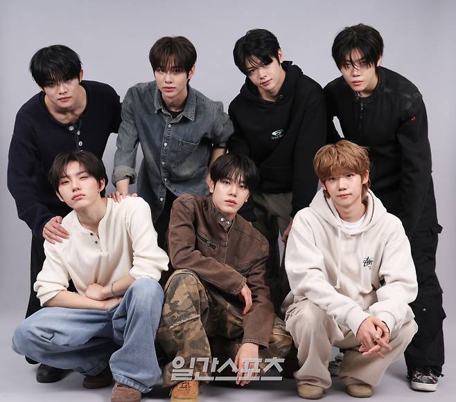 그룹 클로즈 유어 아이즈가 29일 오후 서울 중구 순화동 KG타워에서 진행된 일간스포츠와의 인터뷰에 앞서 포즈를 취하고 있다. 서병수 기자 qudtn@edaily.co.kr /2025.12.29/