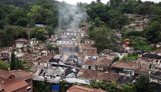 서울의 마지막 달동네로 불렸던 백사마을. 지난해 9월 모습이다. 현재는 재개발 공사 중이다. 뉴스1