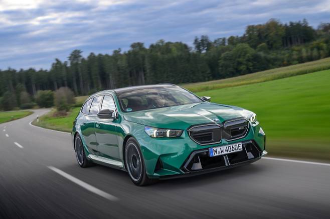 BMW 뉴 M5 투어링. 한국자동차기자협회(KAJA) 제공
