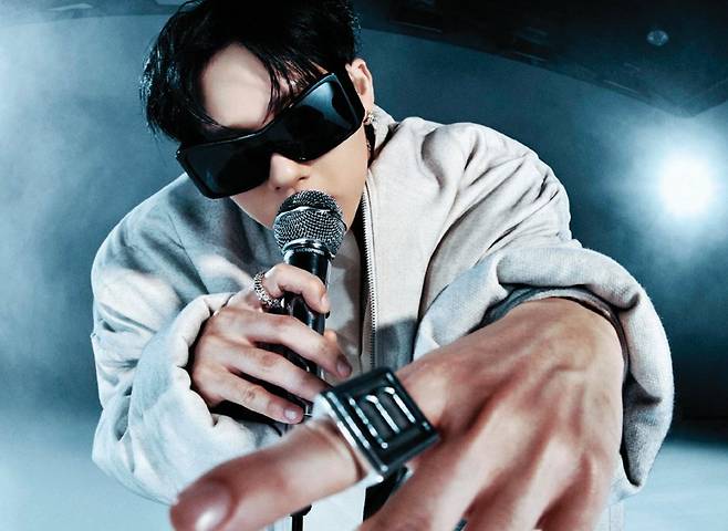 아이브 레이가 피처링한 신곡&nbsp;‘푸시(Push)’를 발표한 몬스타엑스 주헌. 스타쉽엔터테인먼트 제공