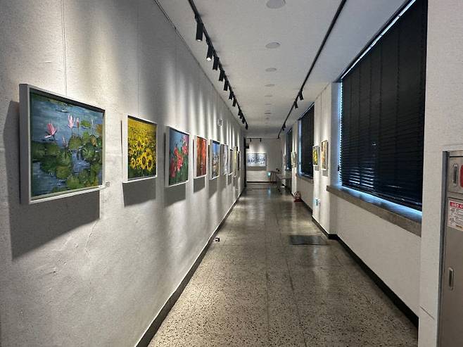 대전사회혁신센터 커먼즈필드-대전 복도갤러리. [출처=대전사회혁신센터]