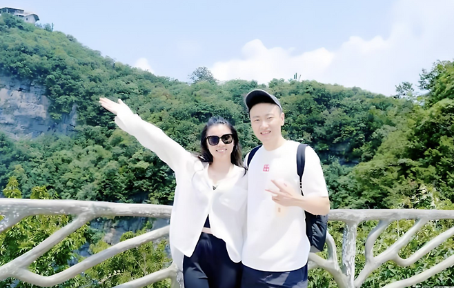 장난과 아내 톈칭