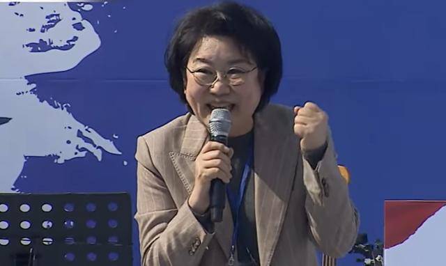 이혜훈 기획예산처 장관 후보자가 지난해 3월 22일 서울 여의도에서 극우 성향 기독교계 단체 '세이브코리아'가 주최한 윤석열 전 대통령 탄핵 반대 집회에서 연설을 하고 있다. 유튜브 CHTV 캡처