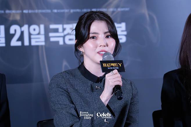 Actor Han So-hee during a press conference for the film “Project Y” at the Lotte Cinema World Tower in Jamsil, southern Seoul on Jan. 8. [DANIELA GONZALEZ PEREZ]